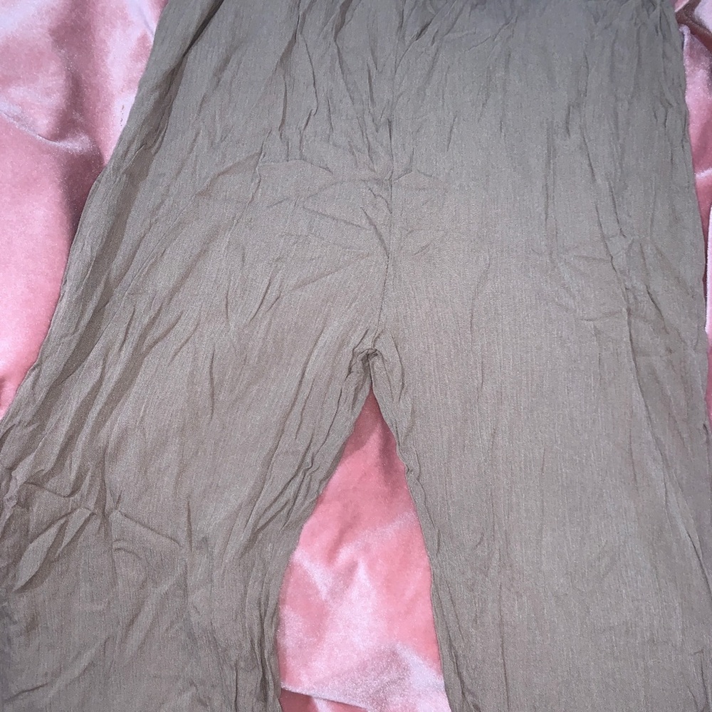 Fashionnova Mocha Waves are calling set. - Picture 10 of 12